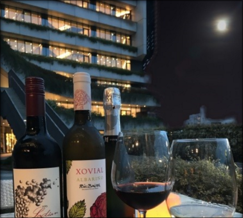 Moon Light Wine Bar,ムーンライトワインバル